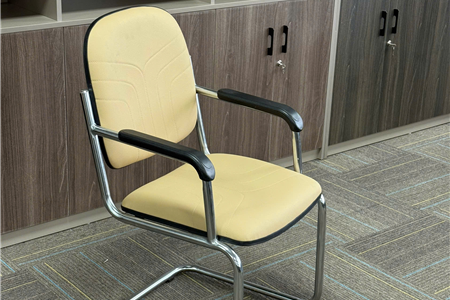 Ghế quỳ Hòa Phát VT1M chính hãng – Hình ảnh thực tế đẹp, chắc chắn, giá tốt tại Hải Phòng