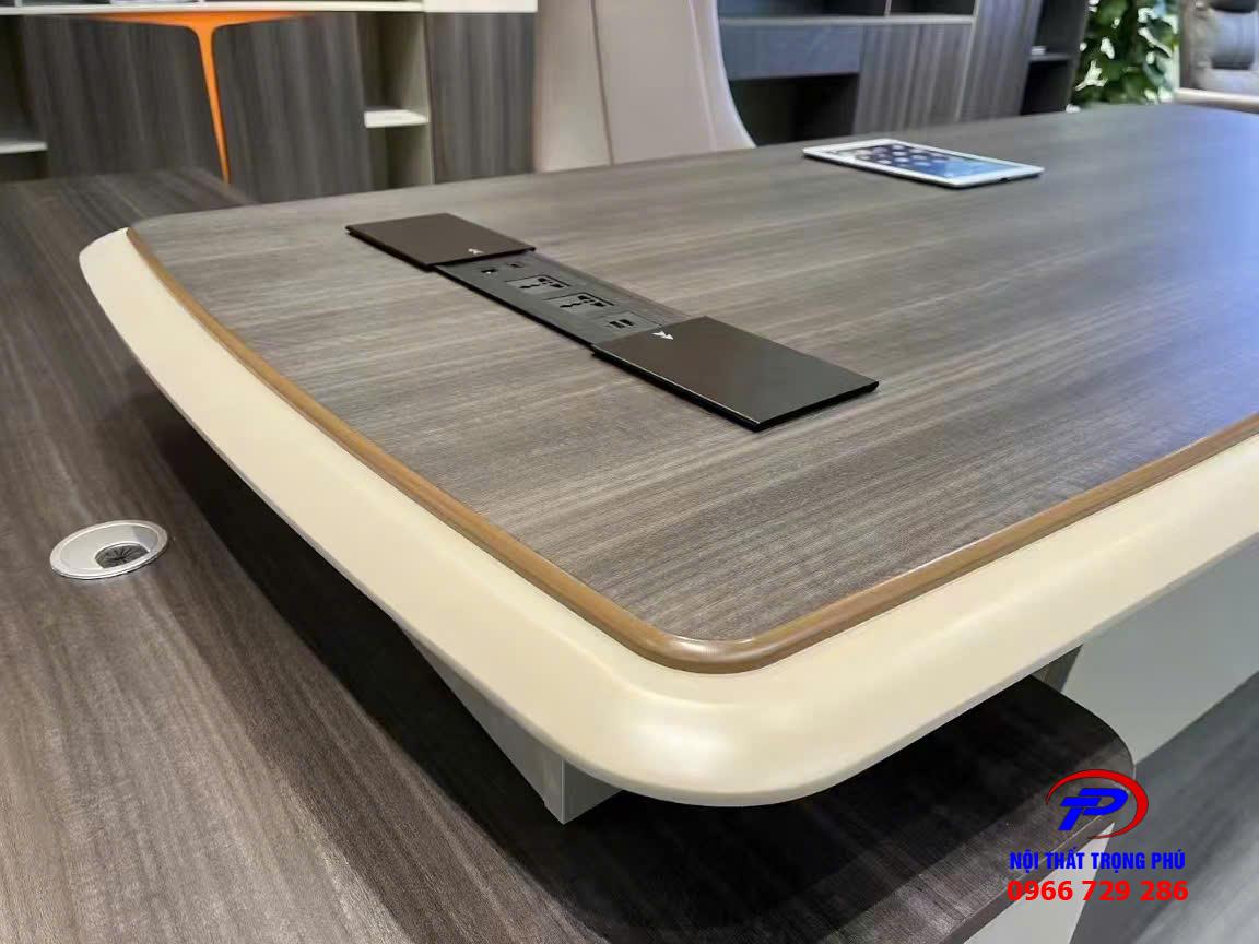 Bàn Giám Đốc Nhập Khẩu Nguyên Chiếc B918.2018 – Đẳng Cấp Lãnh Đạo Hiện Đại