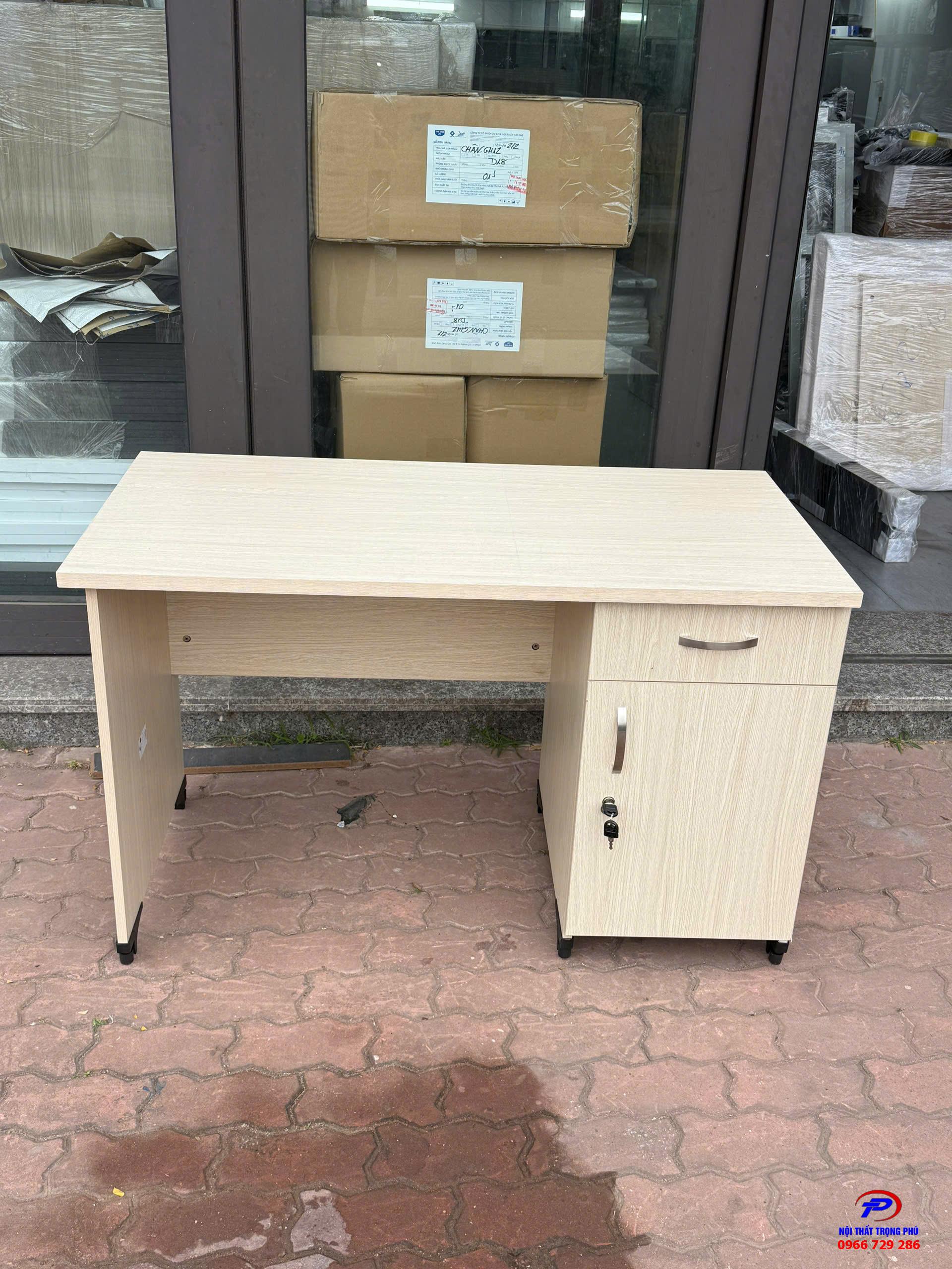 Bàn làm việc nhân viên 1m2 có hộc liền, 1 ngăn kéo 1 cánh mở – TP120SHL3C