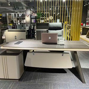 Bàn Giám Đốc Nhập Khẩu Nguyên Chiếc B918.2018 – Đẳng Cấp Lãnh Đạo Hiện Đại