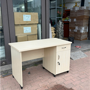 Bàn làm việc nhân viên 1m2 có hộc liền, 1 ngăn kéo 1 cánh mở – TP120SHL3C